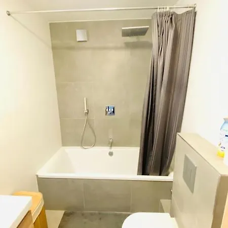 公寓 Large 1 Bedroom In Center With Parking - 64 卢森堡